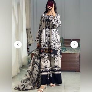 Floral Patterned Kurta Set with Dupatta